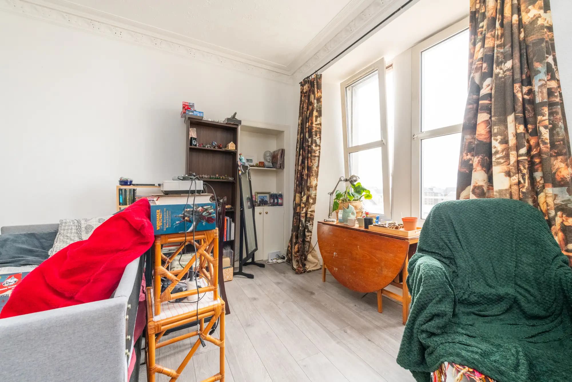 property photo 3 of 25