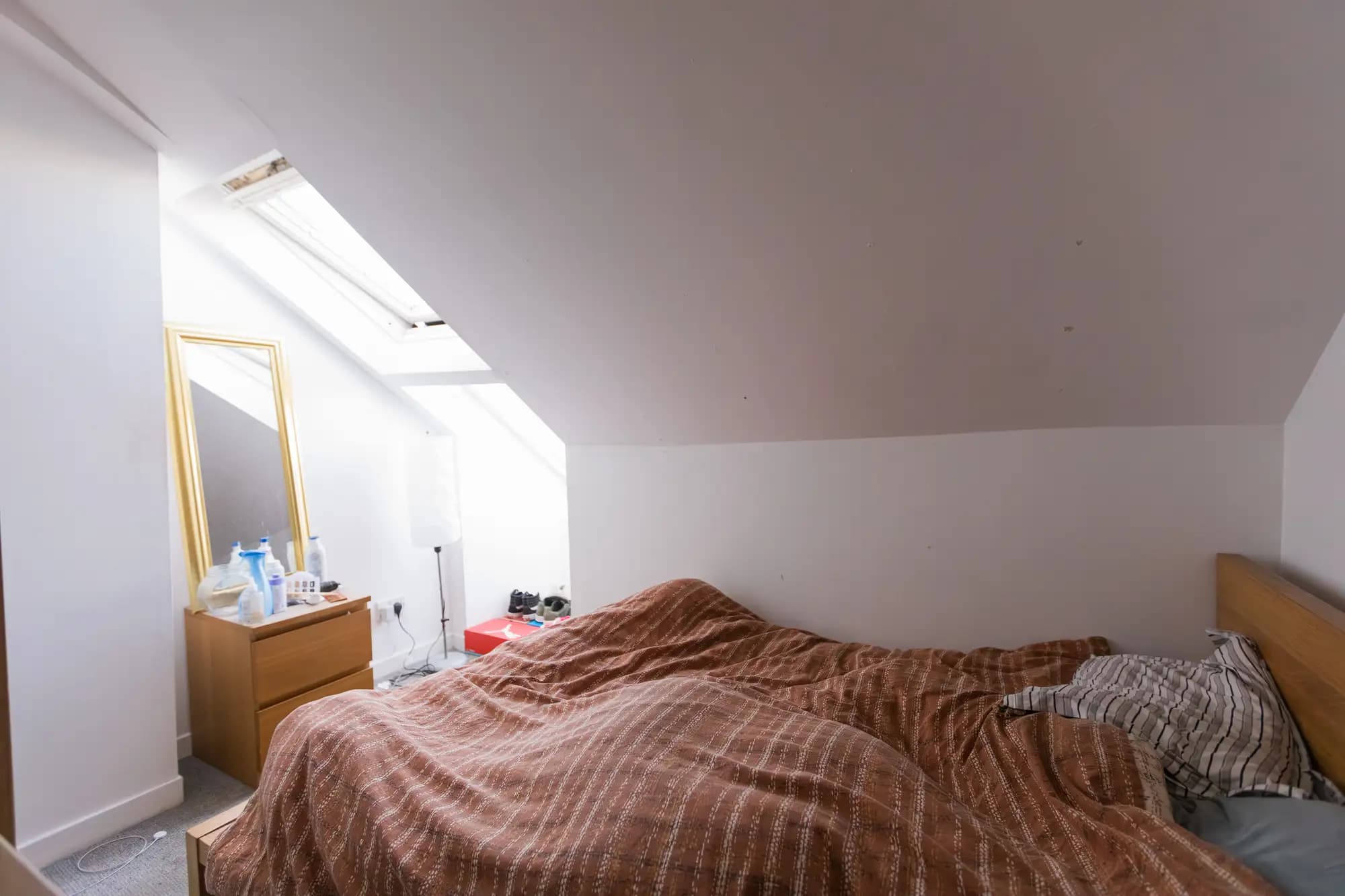 property photo 18 of 32