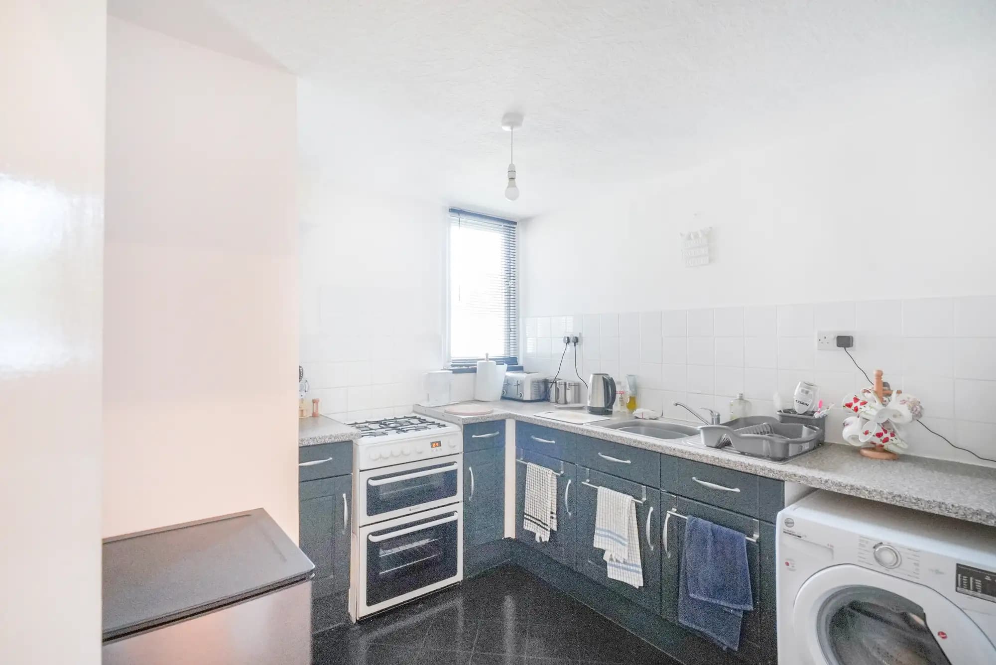 property photo 5 of 19