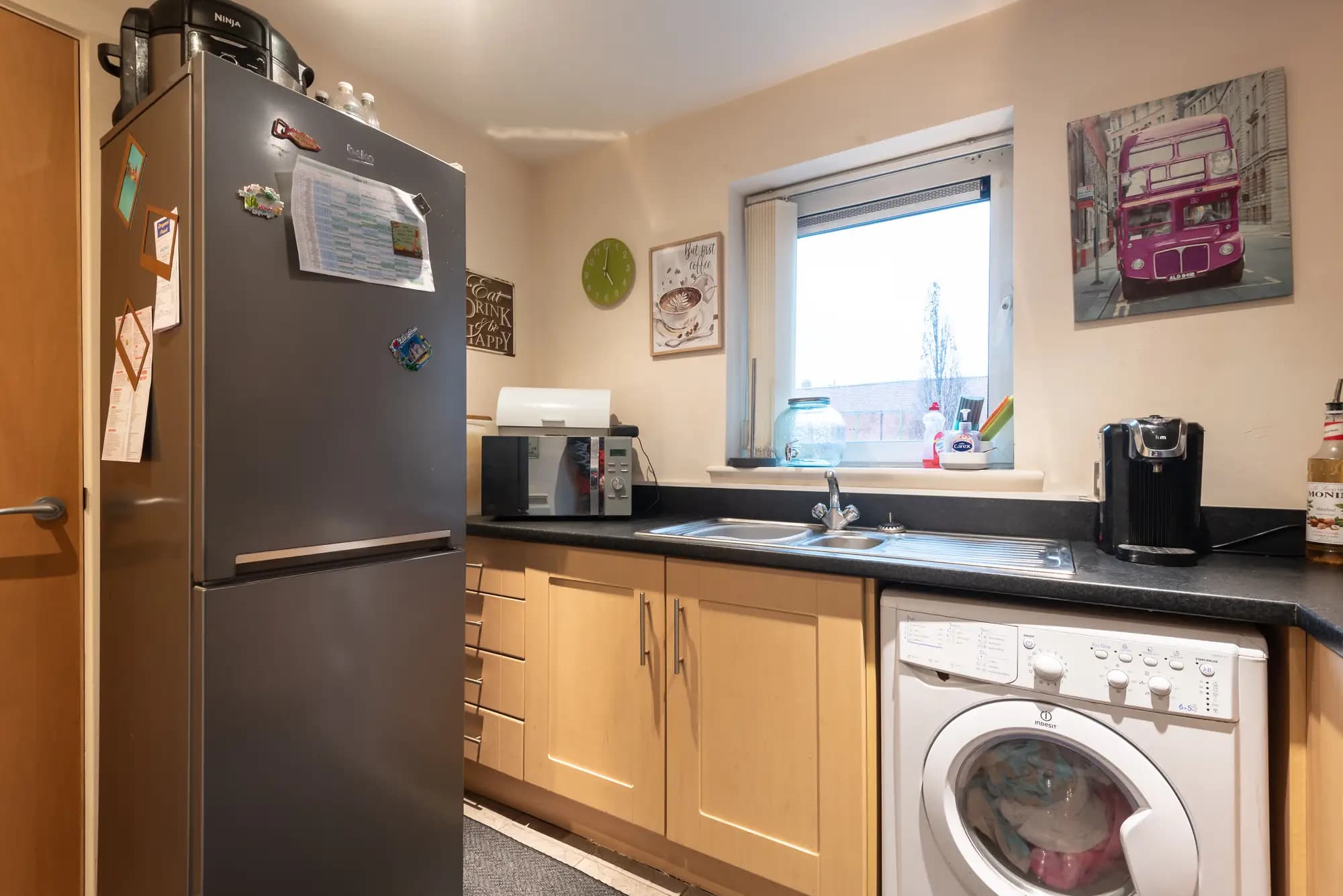 property photo 8 of 21