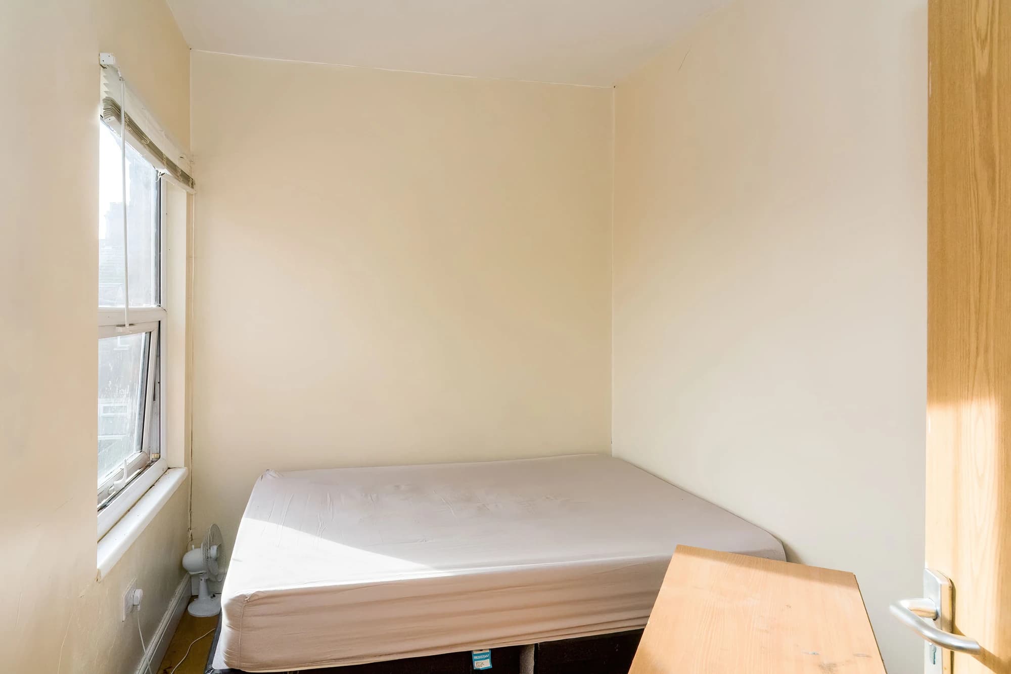 property photo 13 of 20