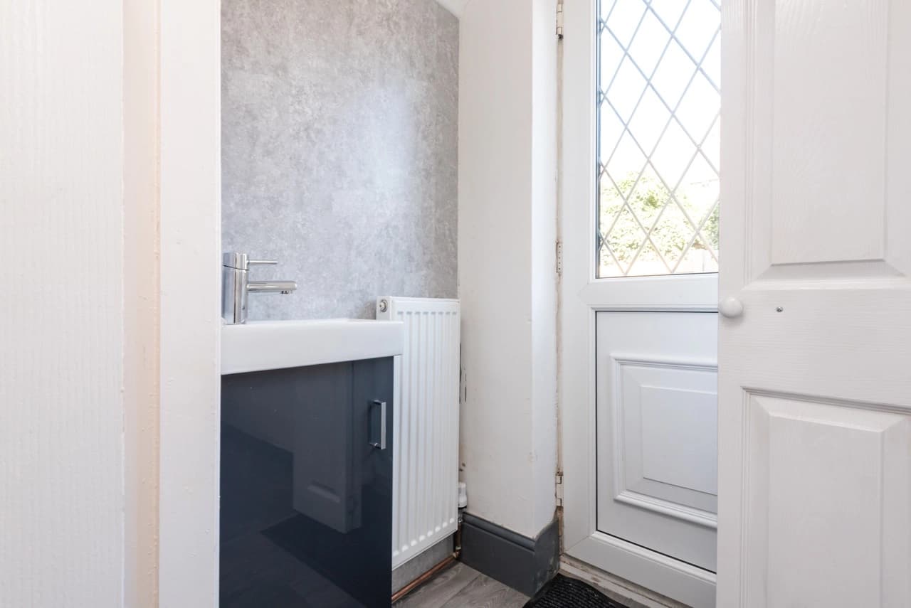 property photo 34 of 40