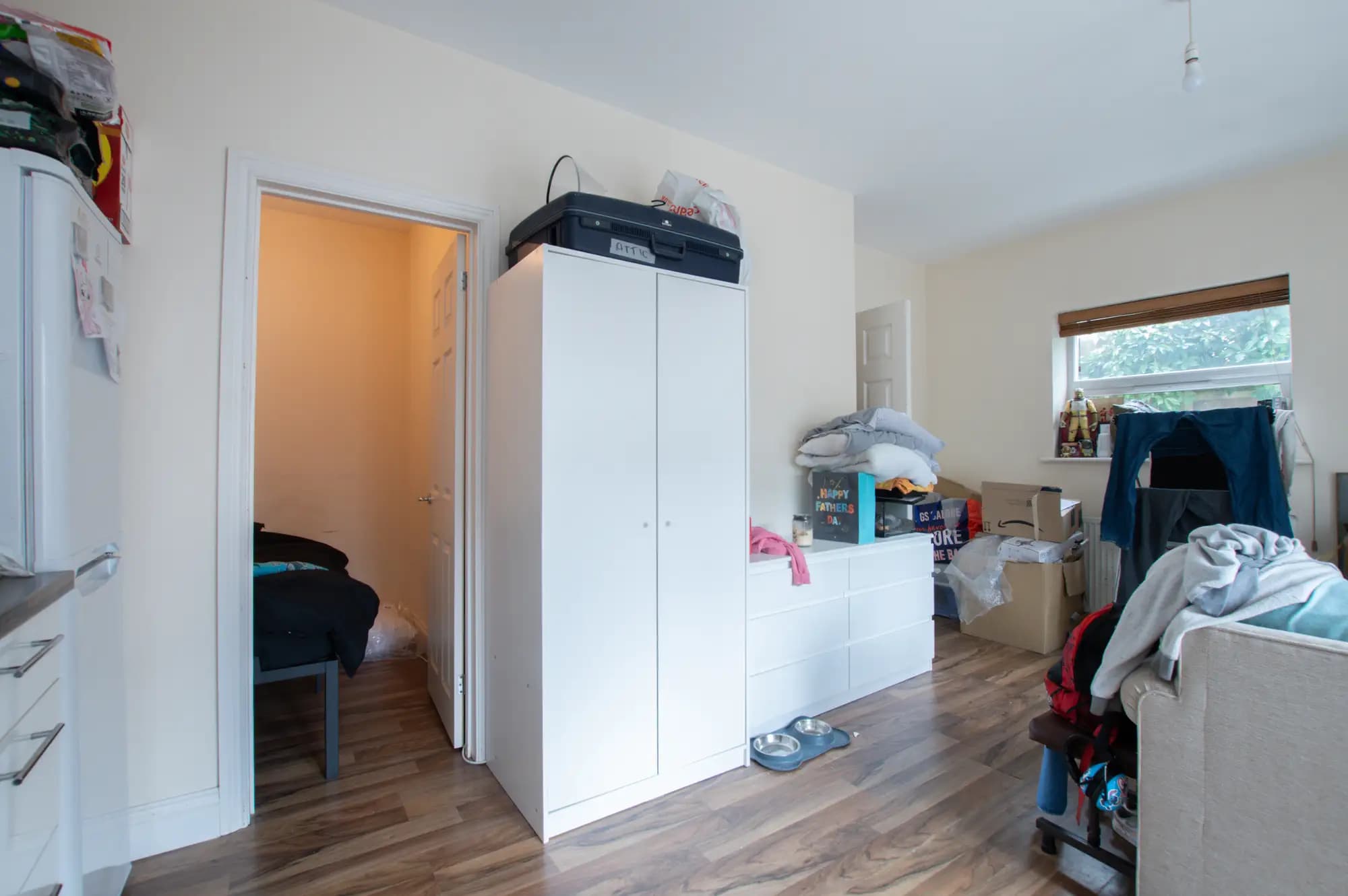 property photo 6 of 18
