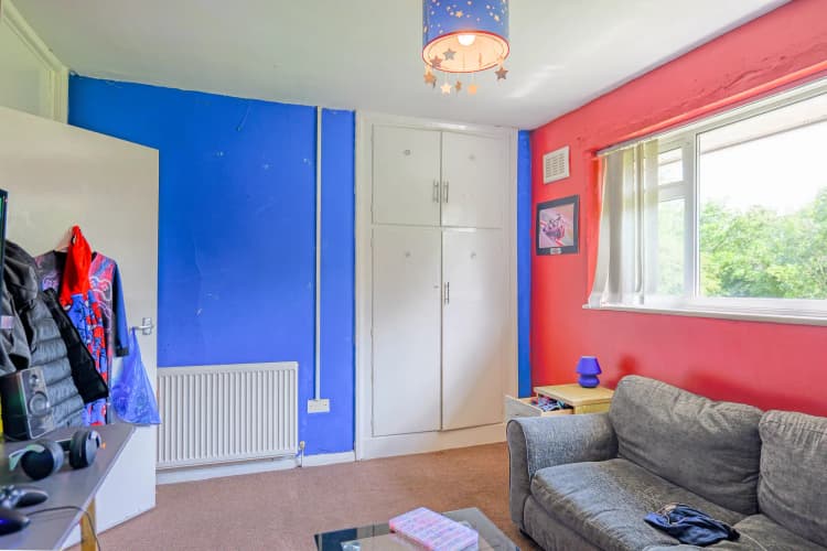 property photo 13 of 21