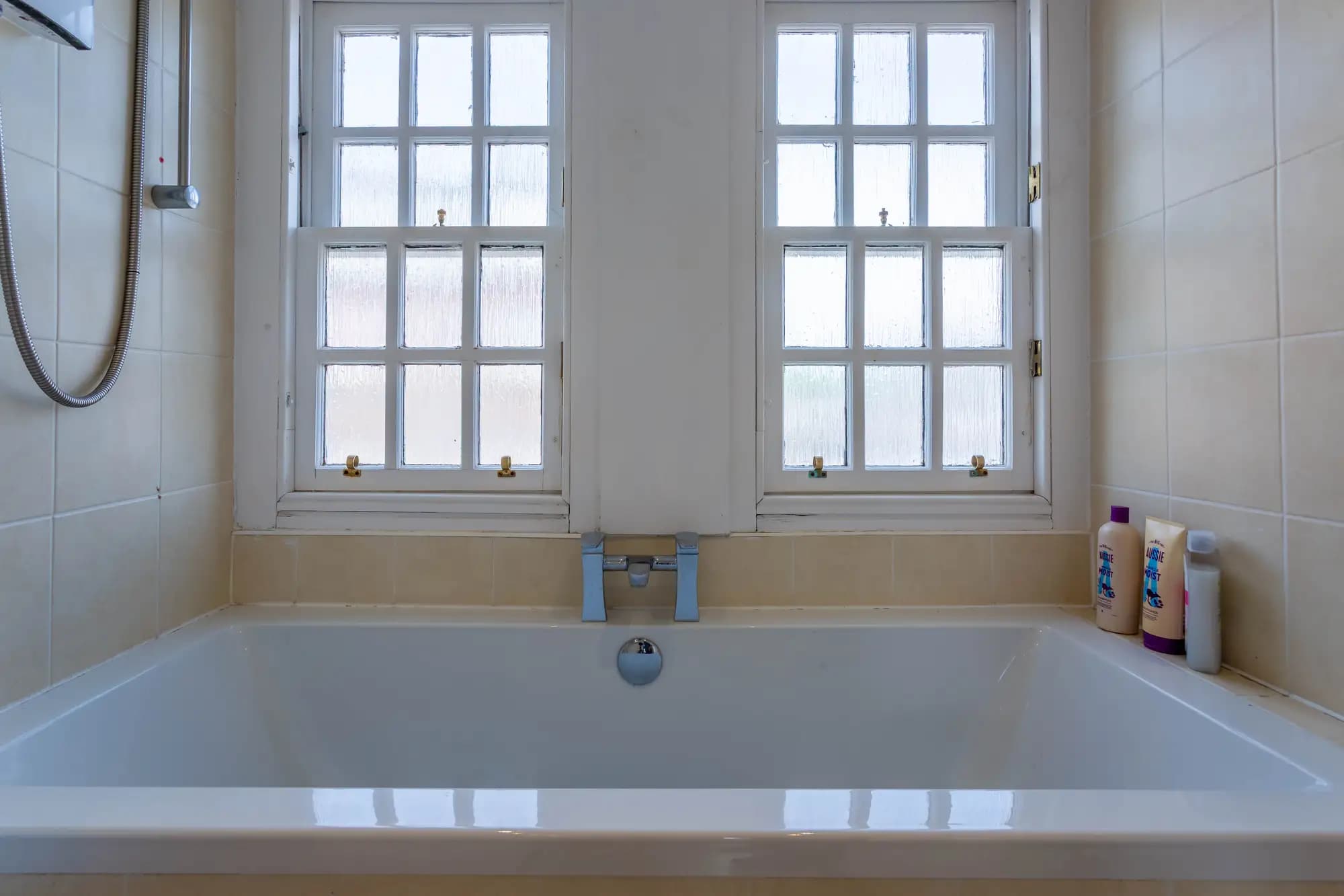 property photo 12 of 30