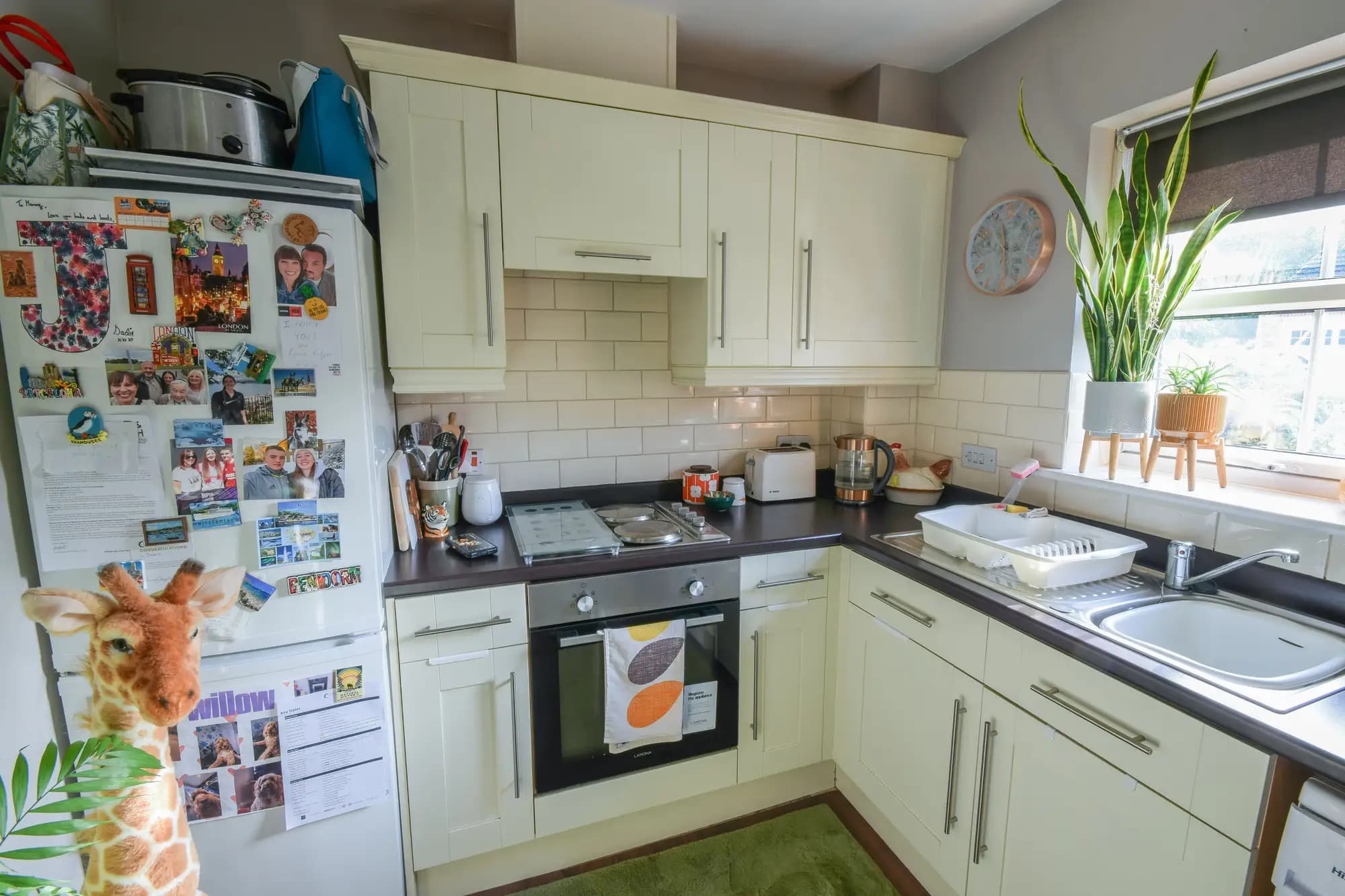 property photo 4 of 15