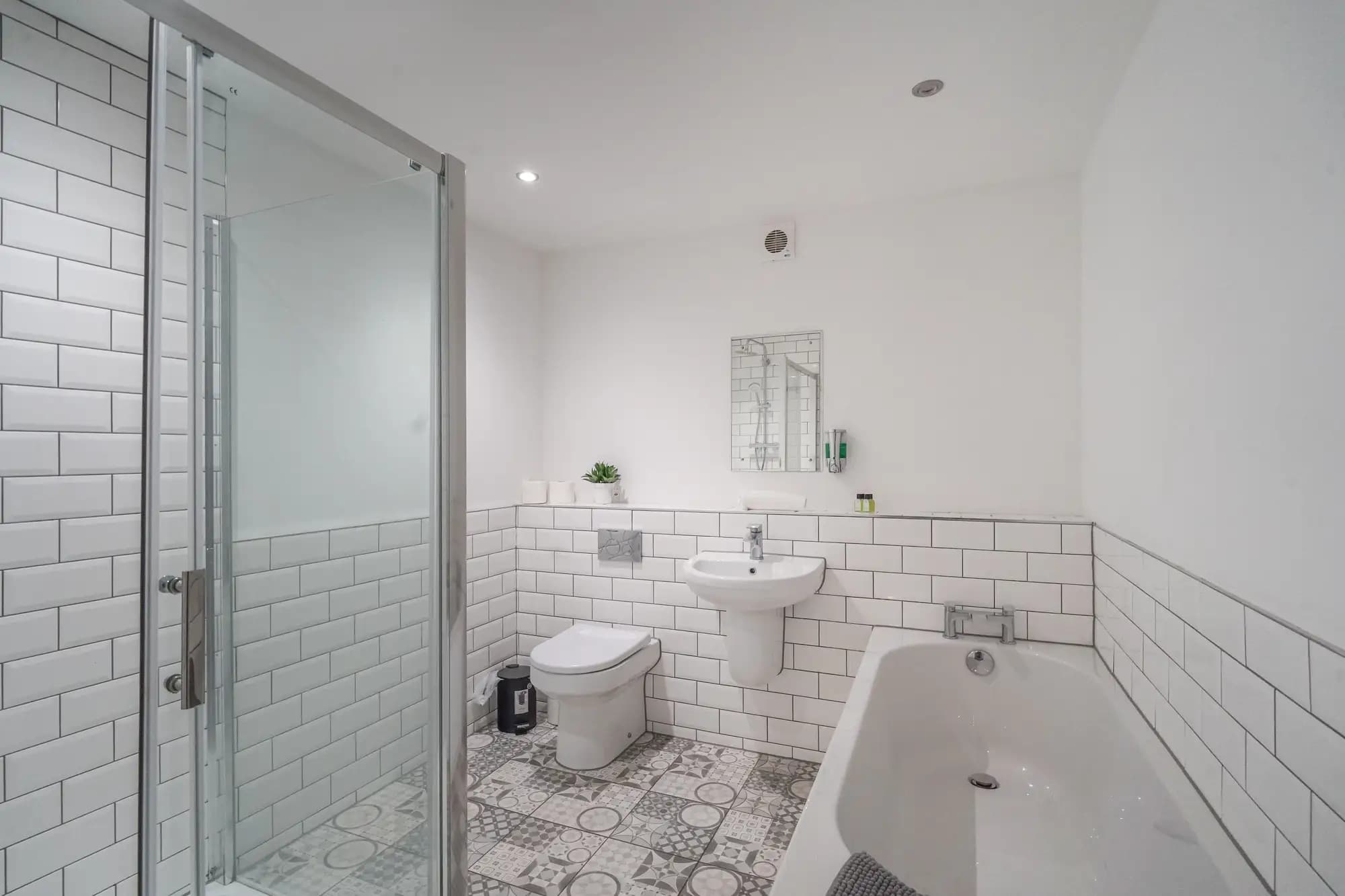 property photo 26 of 82
