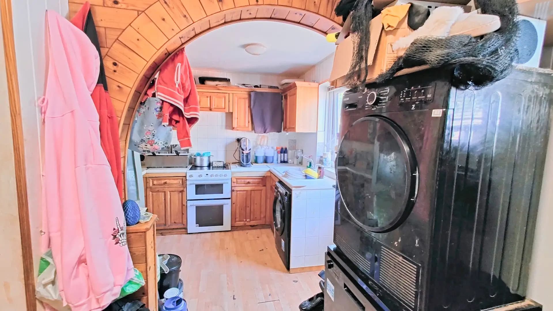 property photo 5 of 26