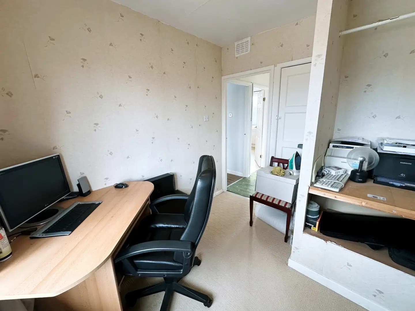 property photo 17 of 31