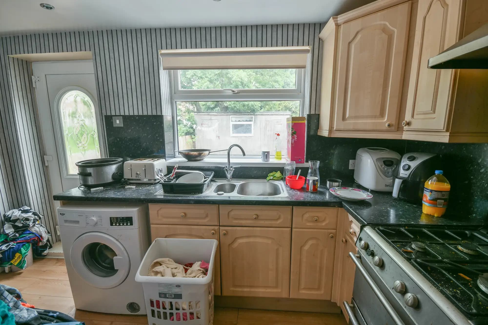 property photo 7 of 22