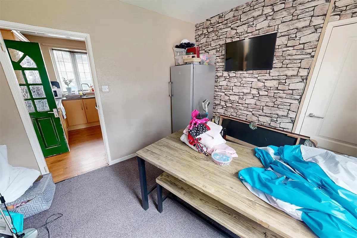property photo 22 of 35