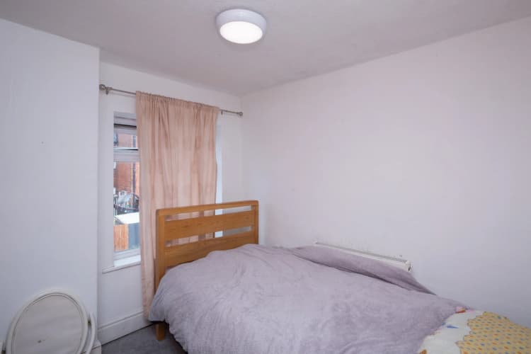 property photo 13 of 21