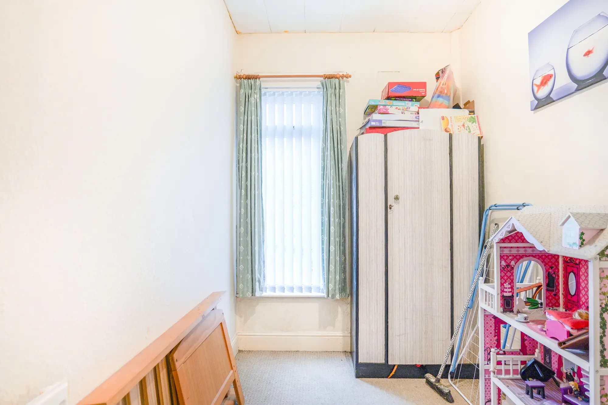 property photo 13 of 20