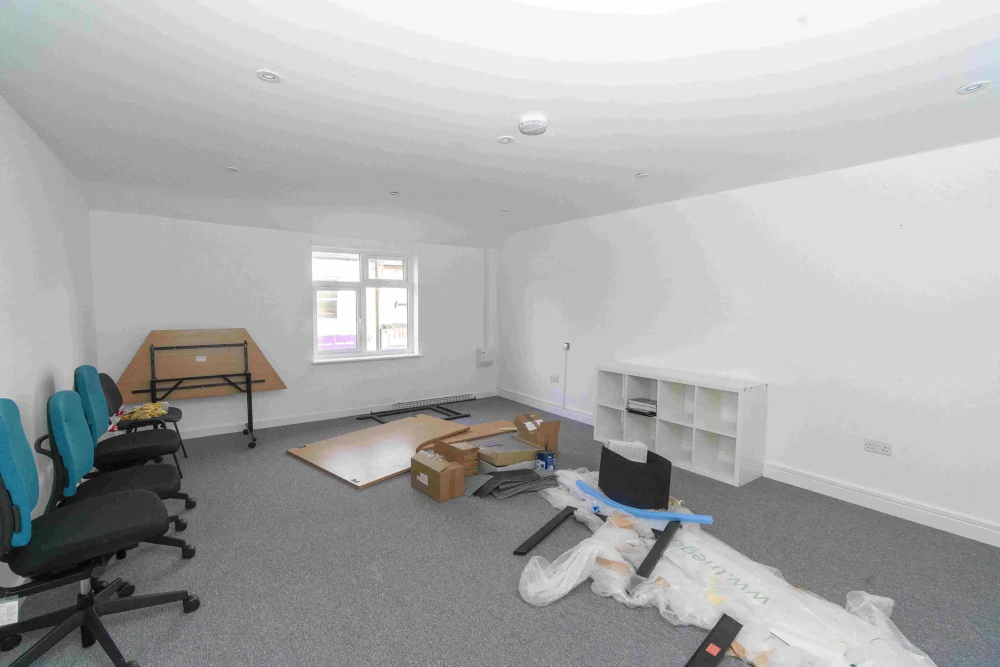 property photo 4 of 23