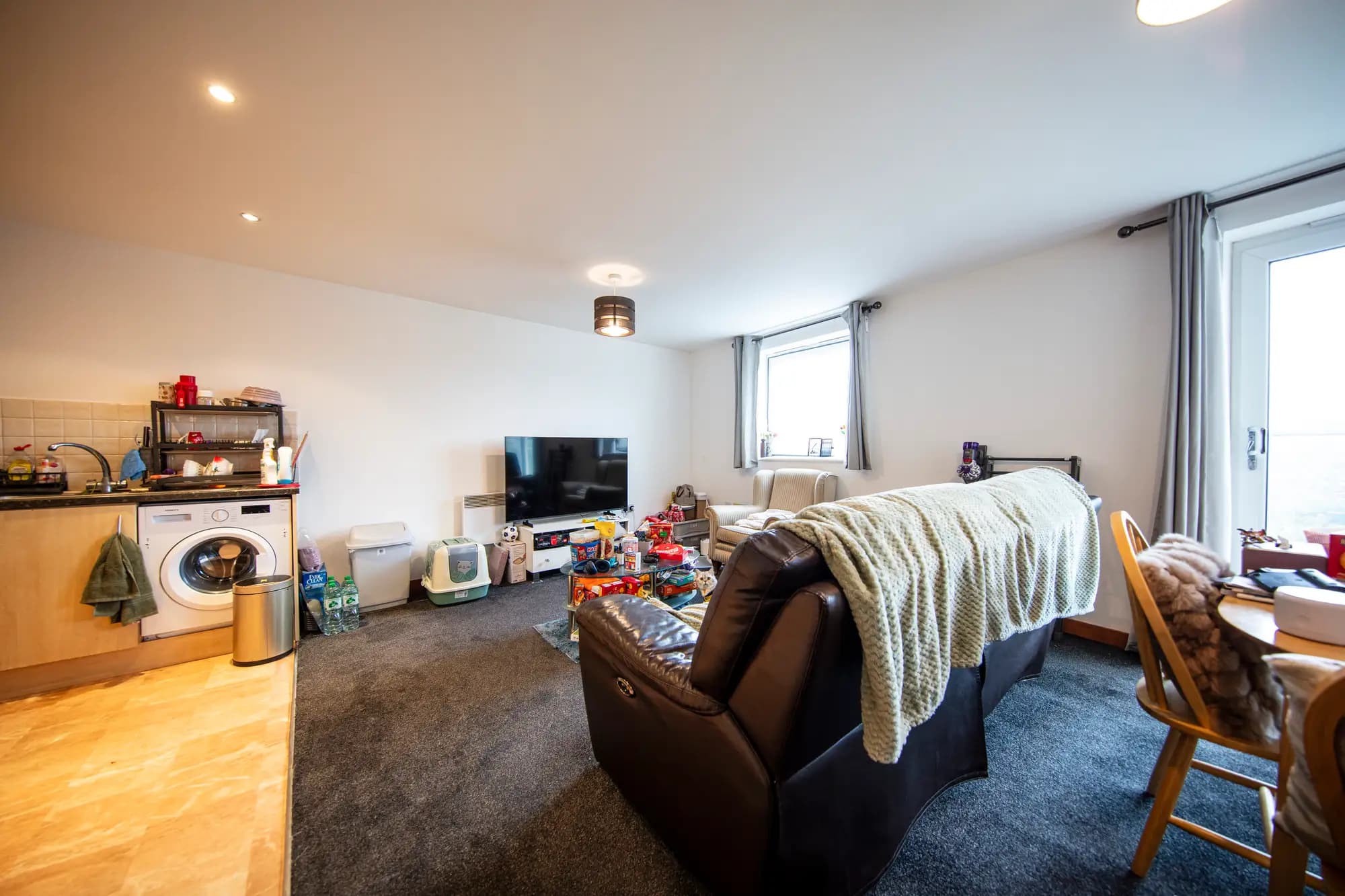 property photo 4 of 26