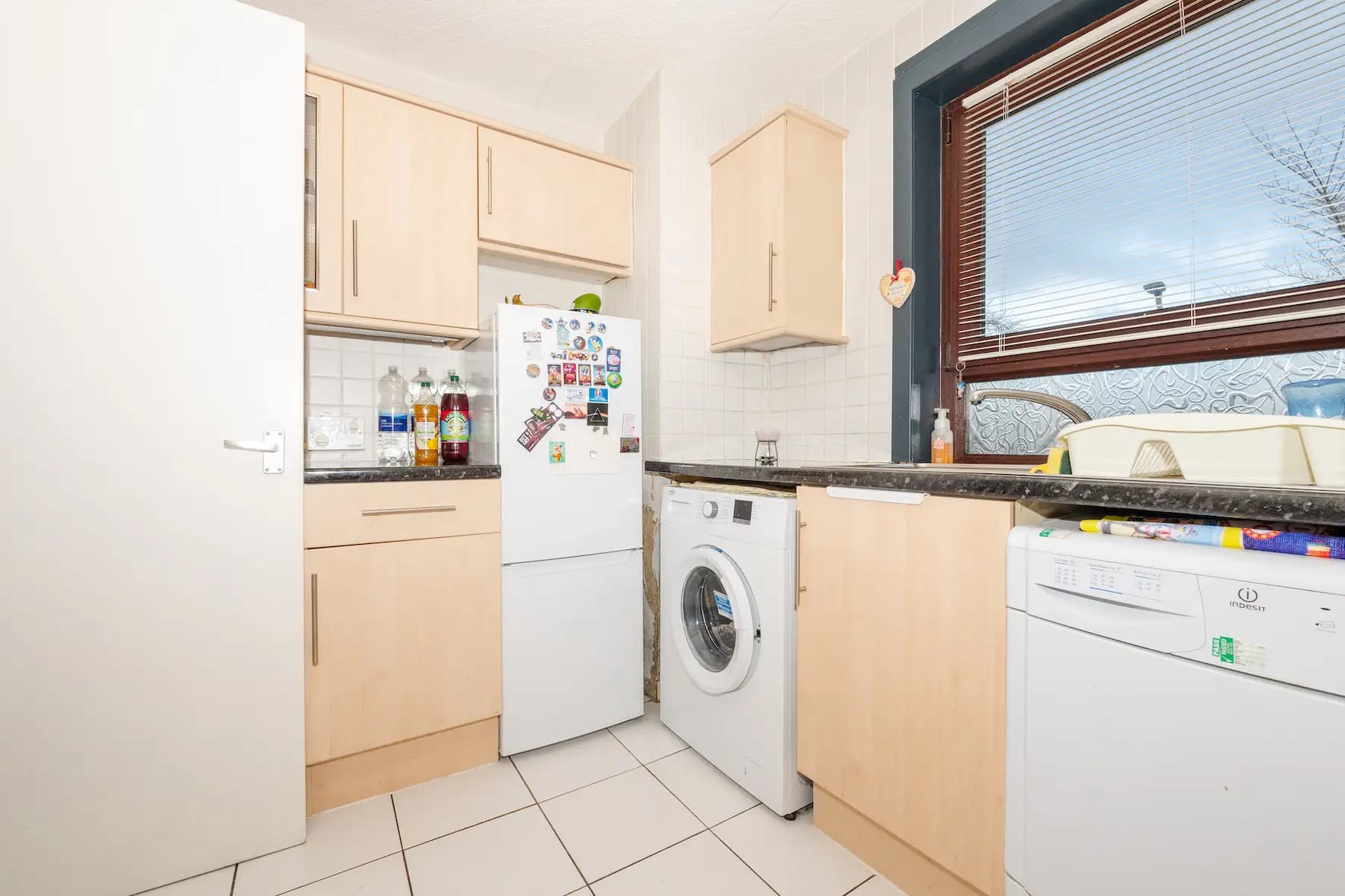 property photo 7 of 14