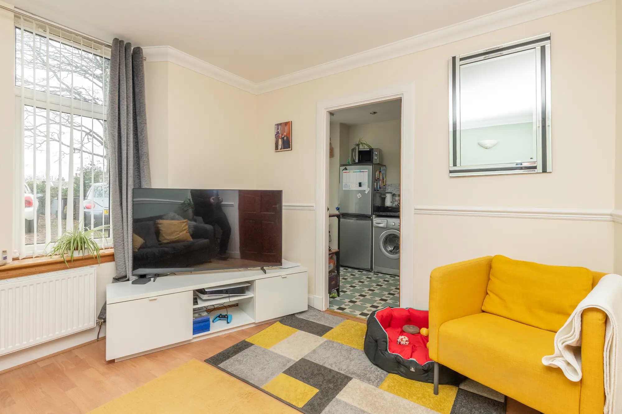 property photo 4 of 30