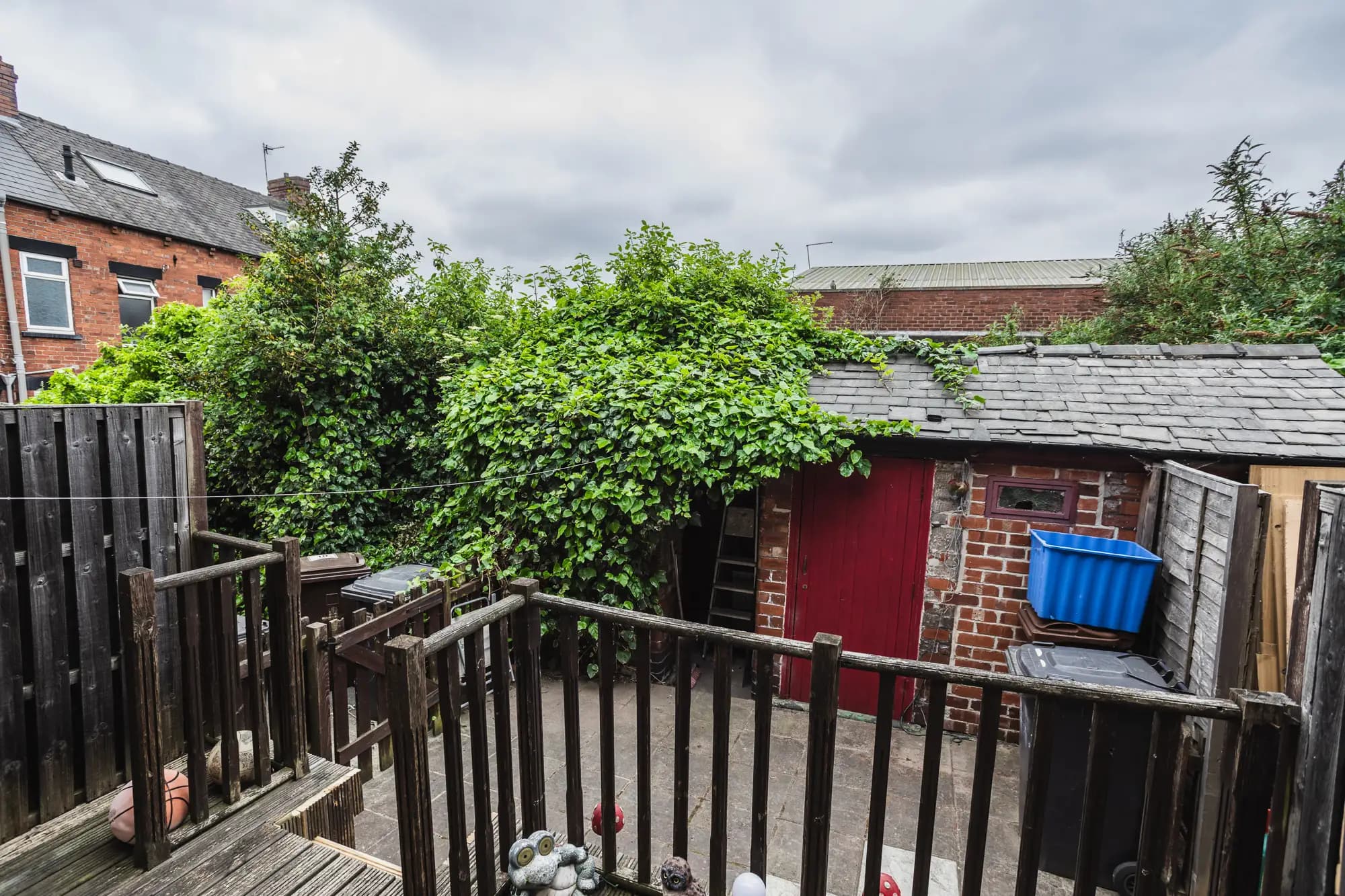 property photo 15 of 16