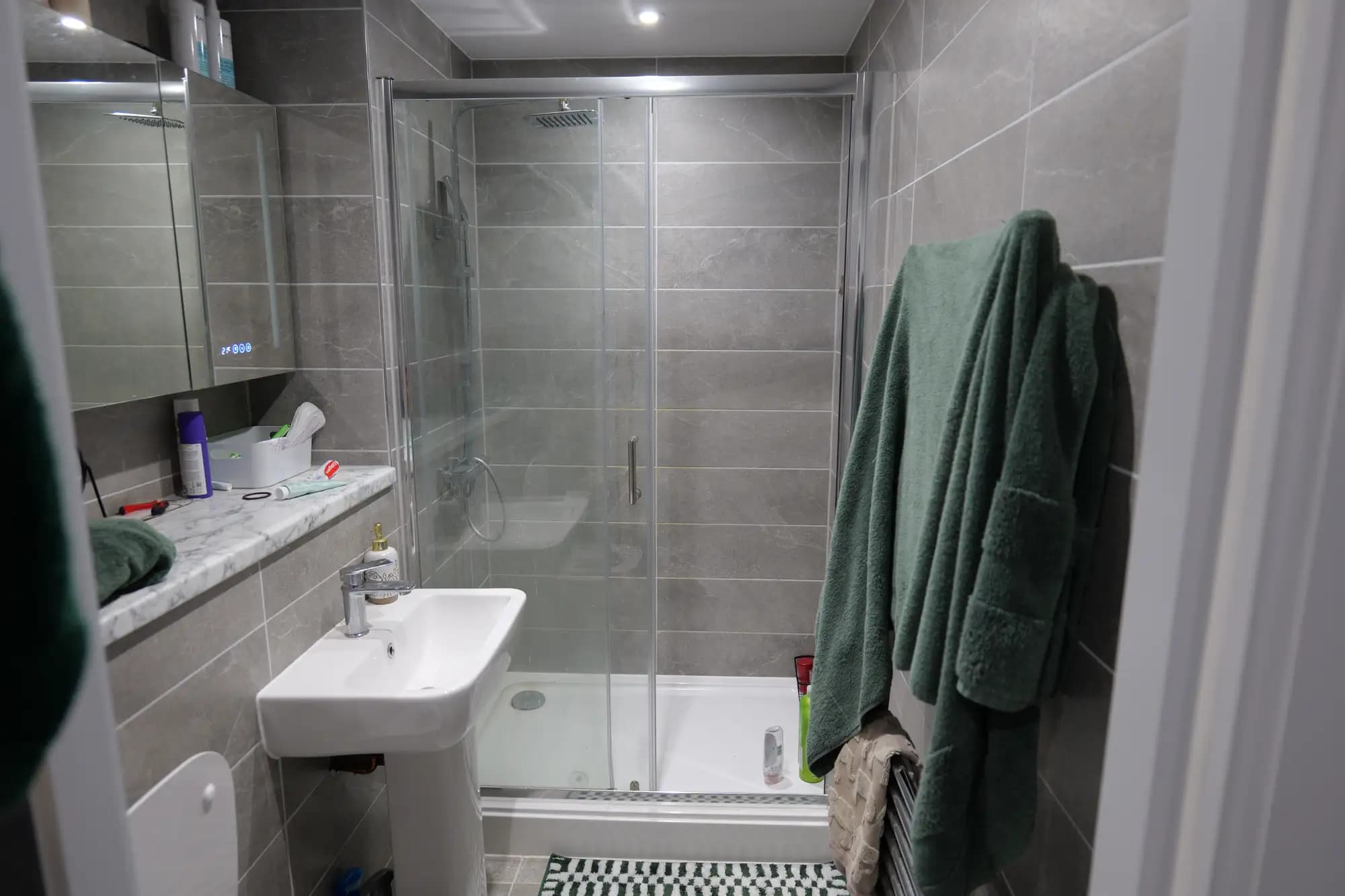 property photo 7 of 24
