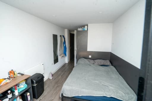 property photo 10 of 14