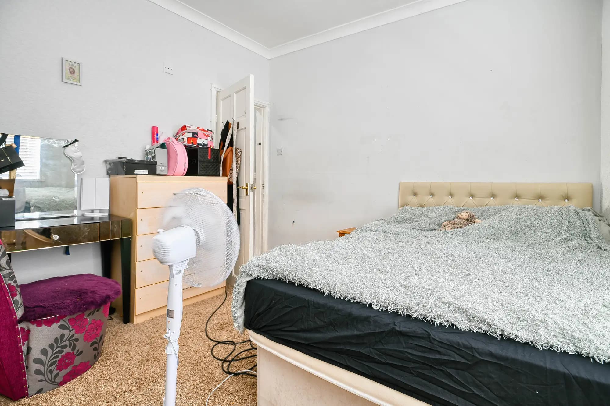 property photo 11 of 30