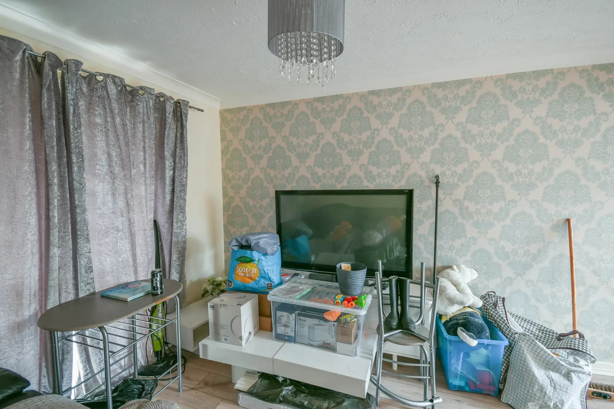property photo 4 of 16
