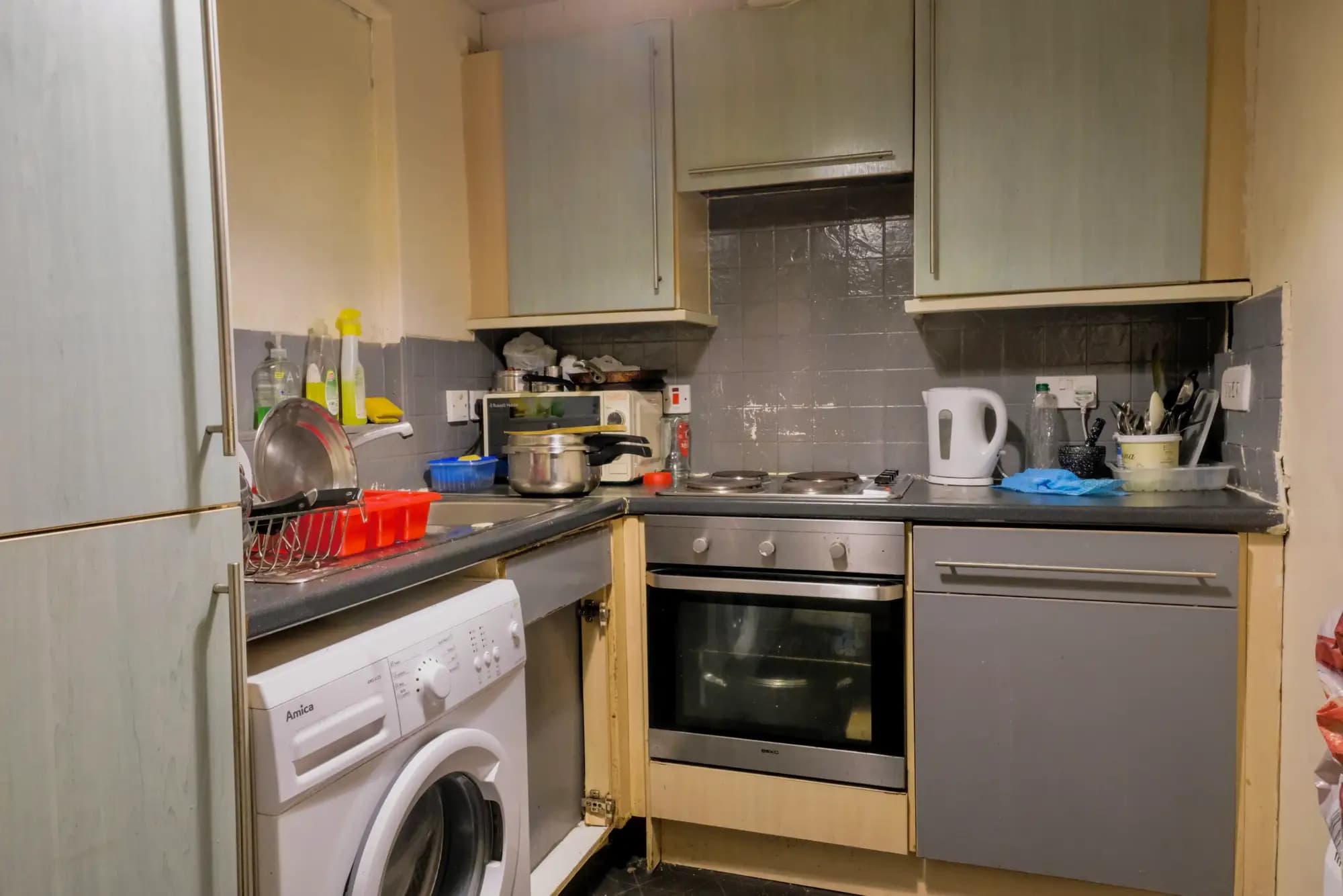property photo 2 of 20