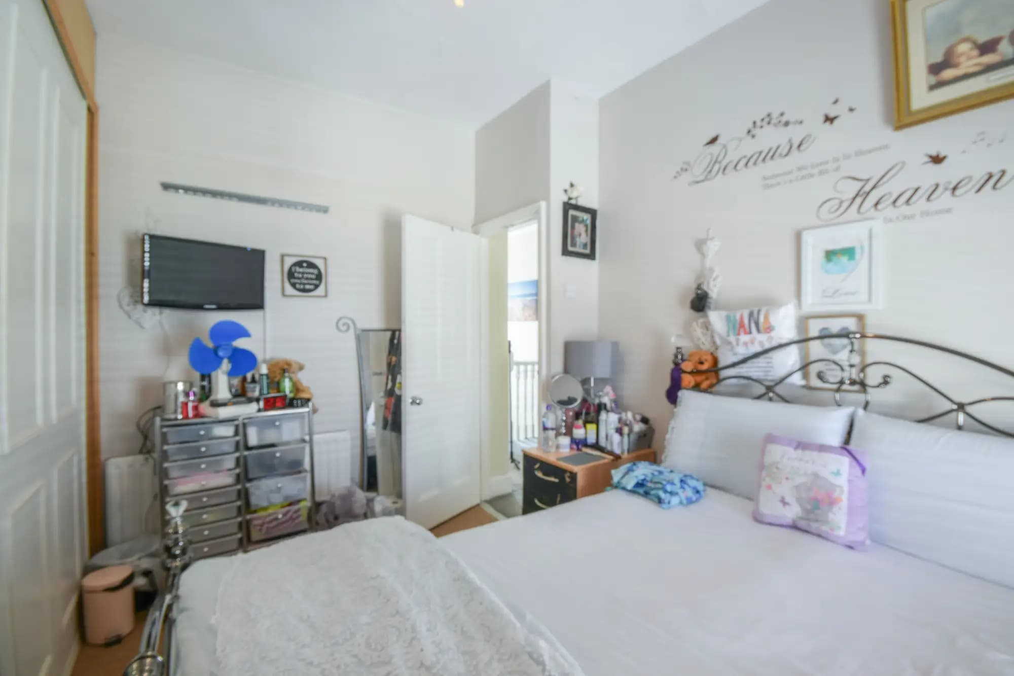 property photo 13 of 20