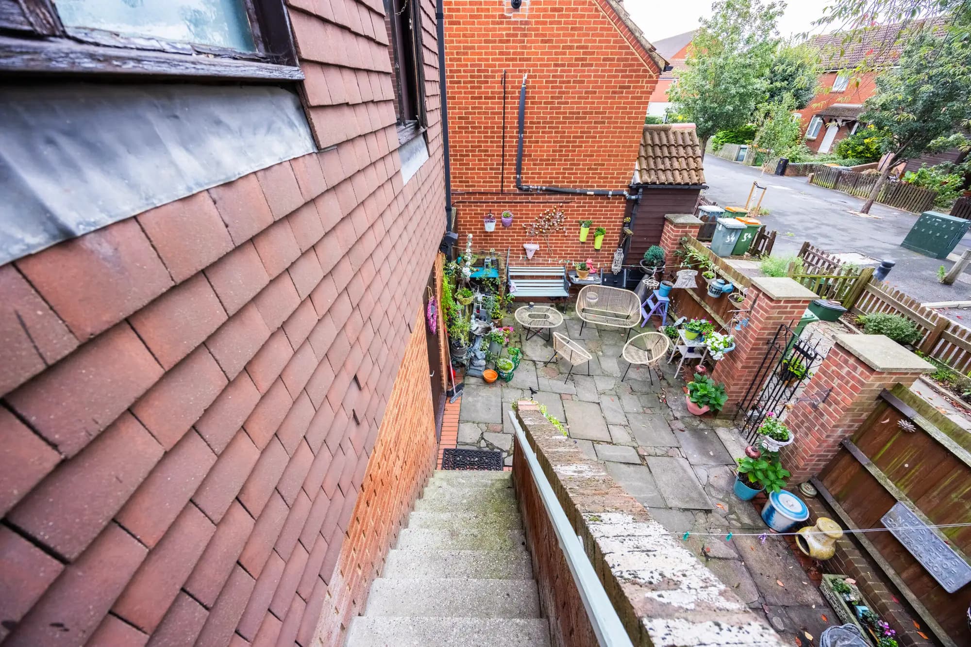 property photo 14 of 16