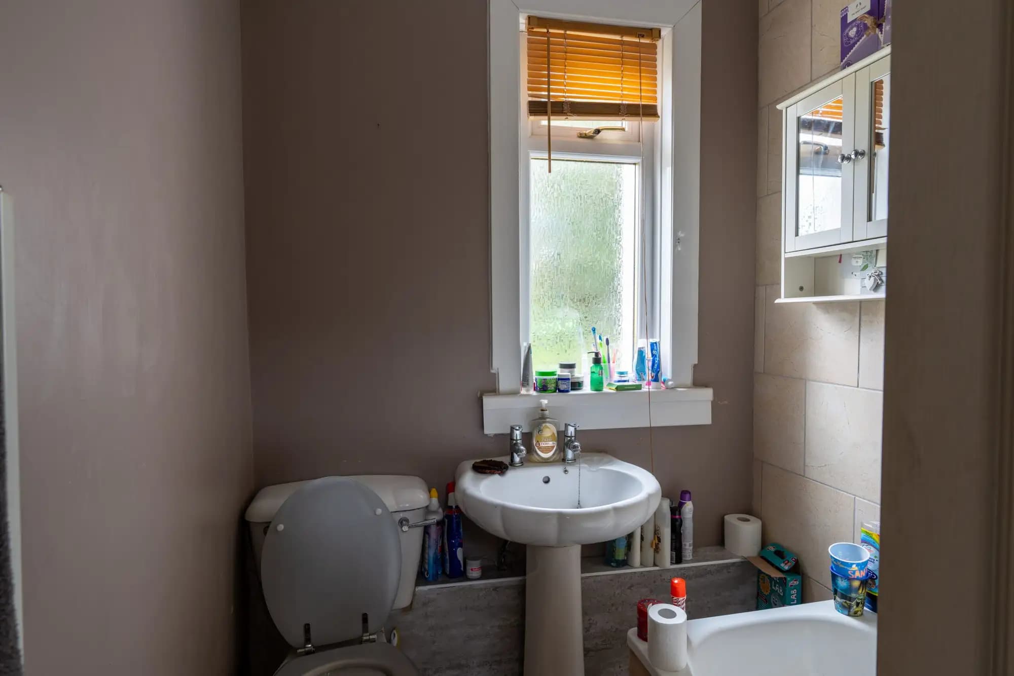 property photo 6 of 14