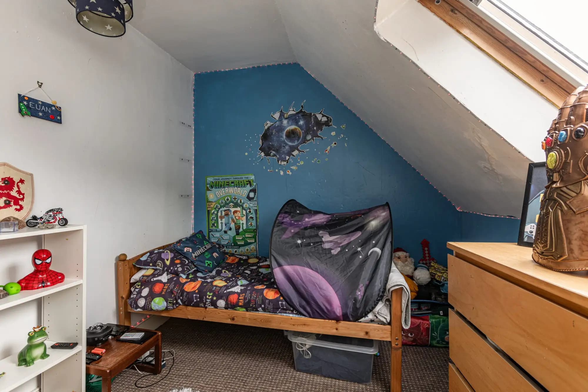 property photo 16 of 37