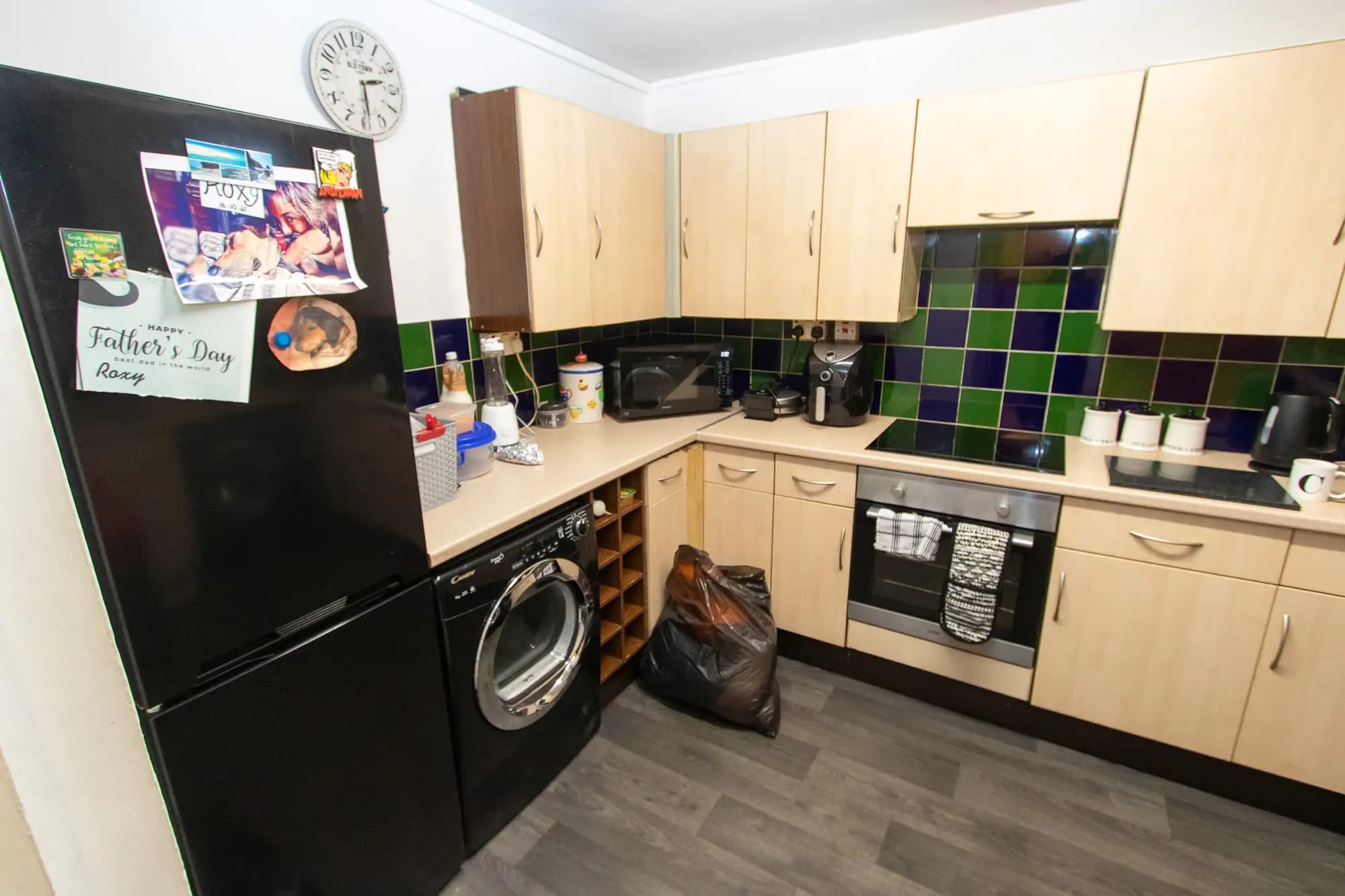 property photo 6 of 24