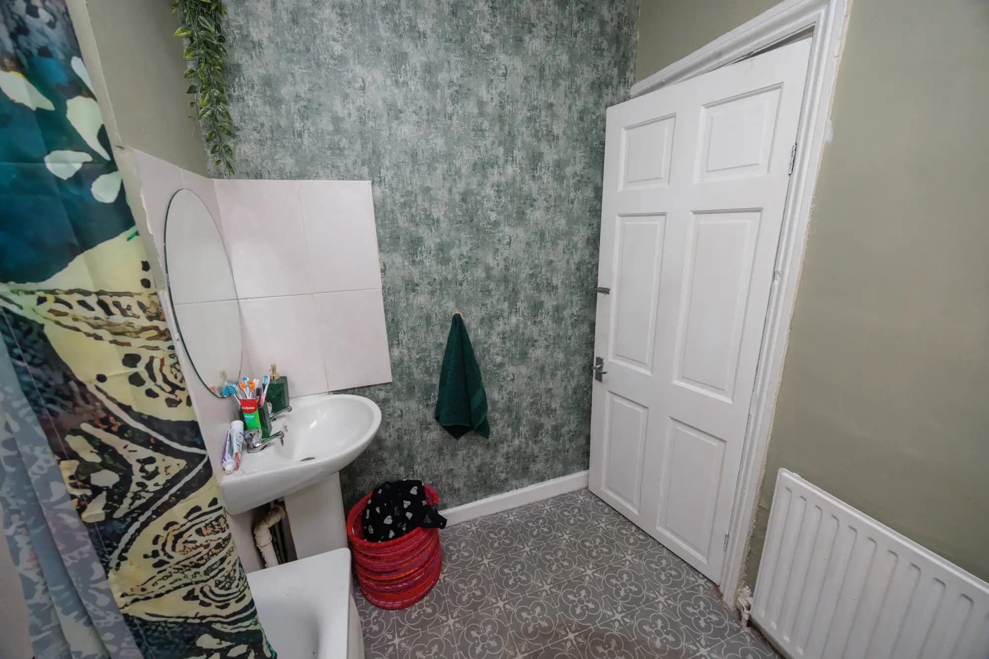 property photo 13 of 25