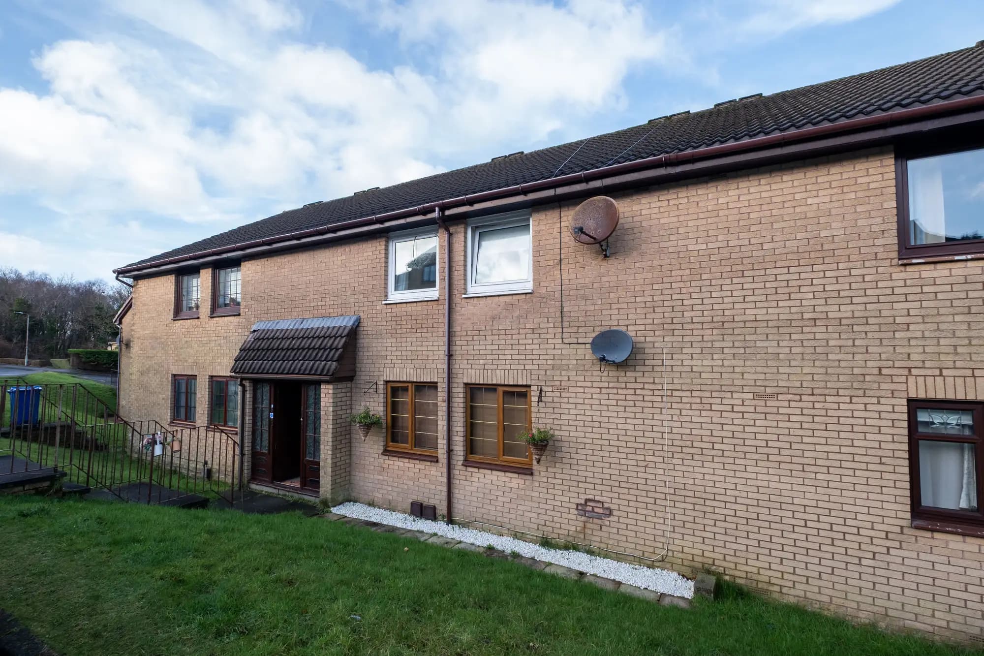 property photo 25 of 27