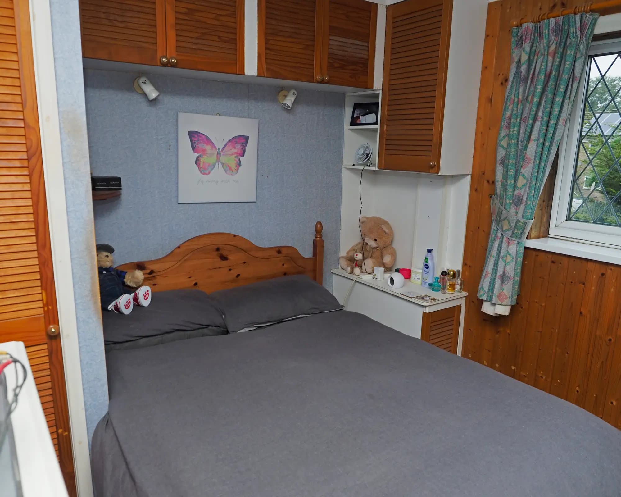 property photo 10 of 14
