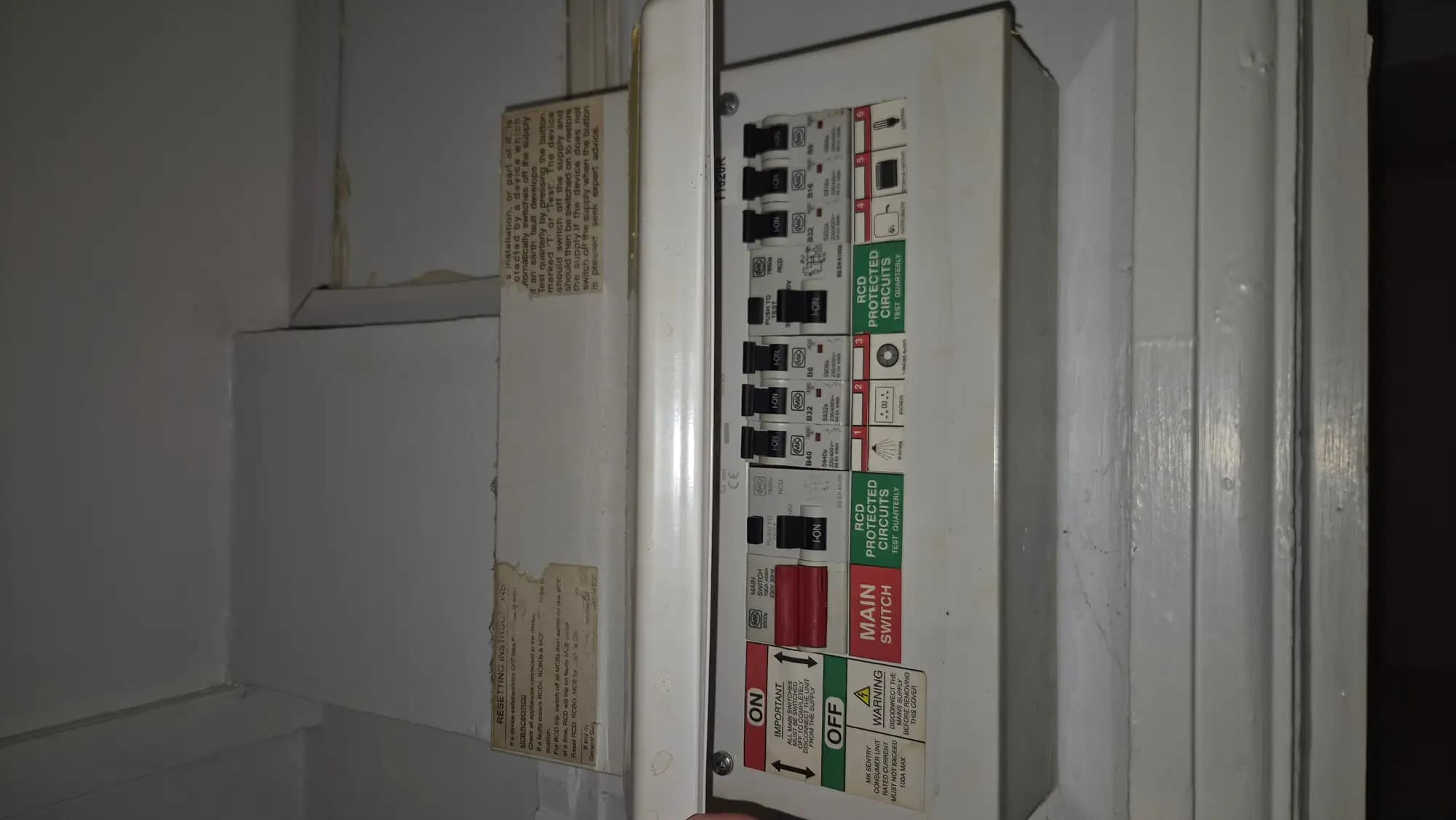 property photo 10 of 11