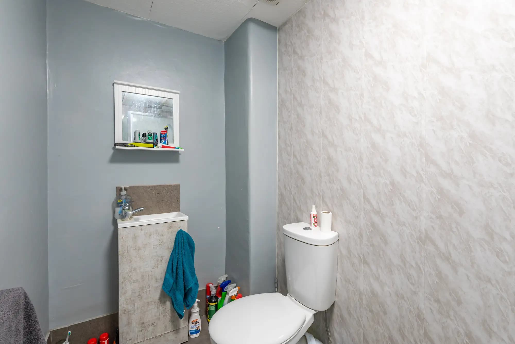 property photo 18 of 42