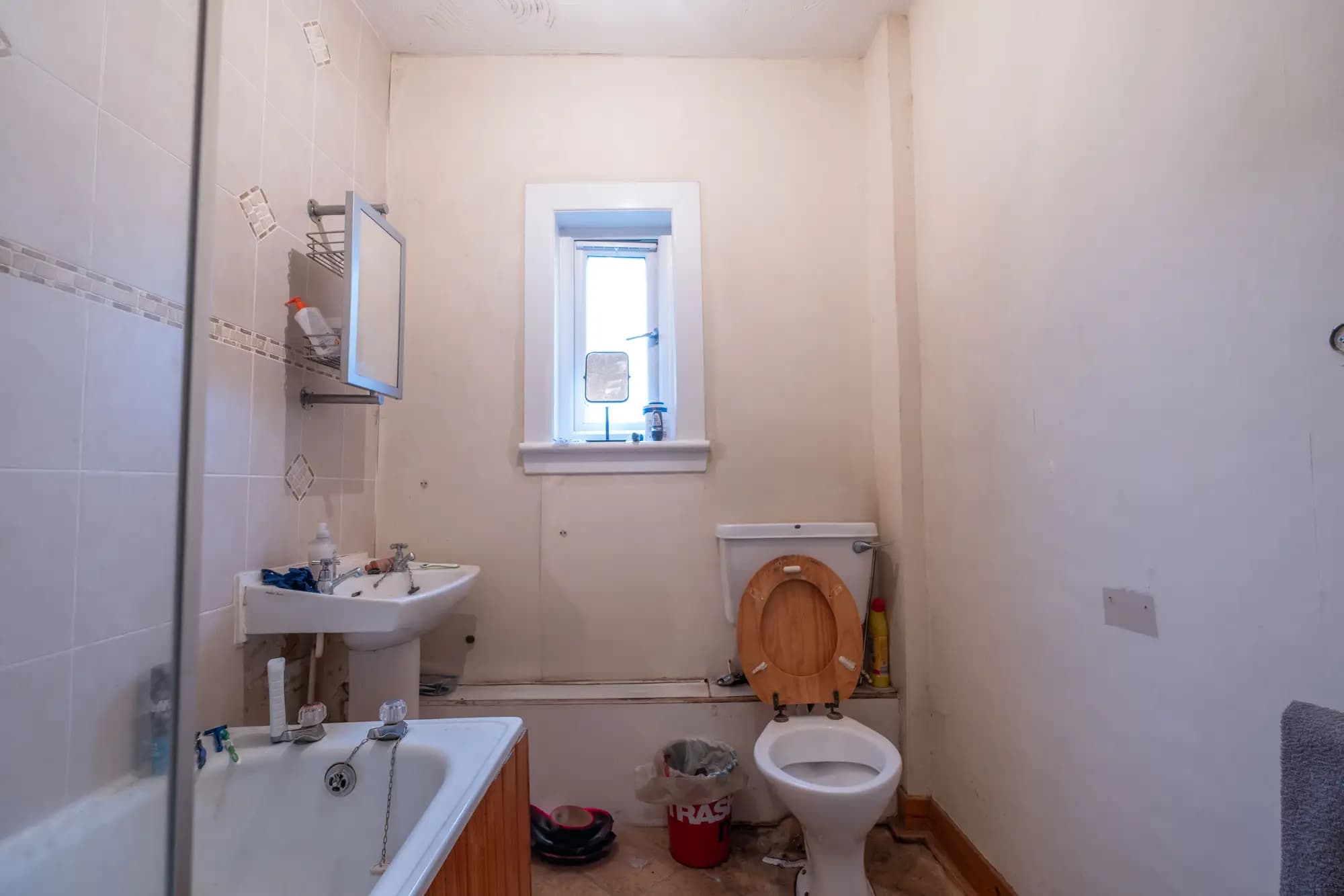 property photo 9 of 26