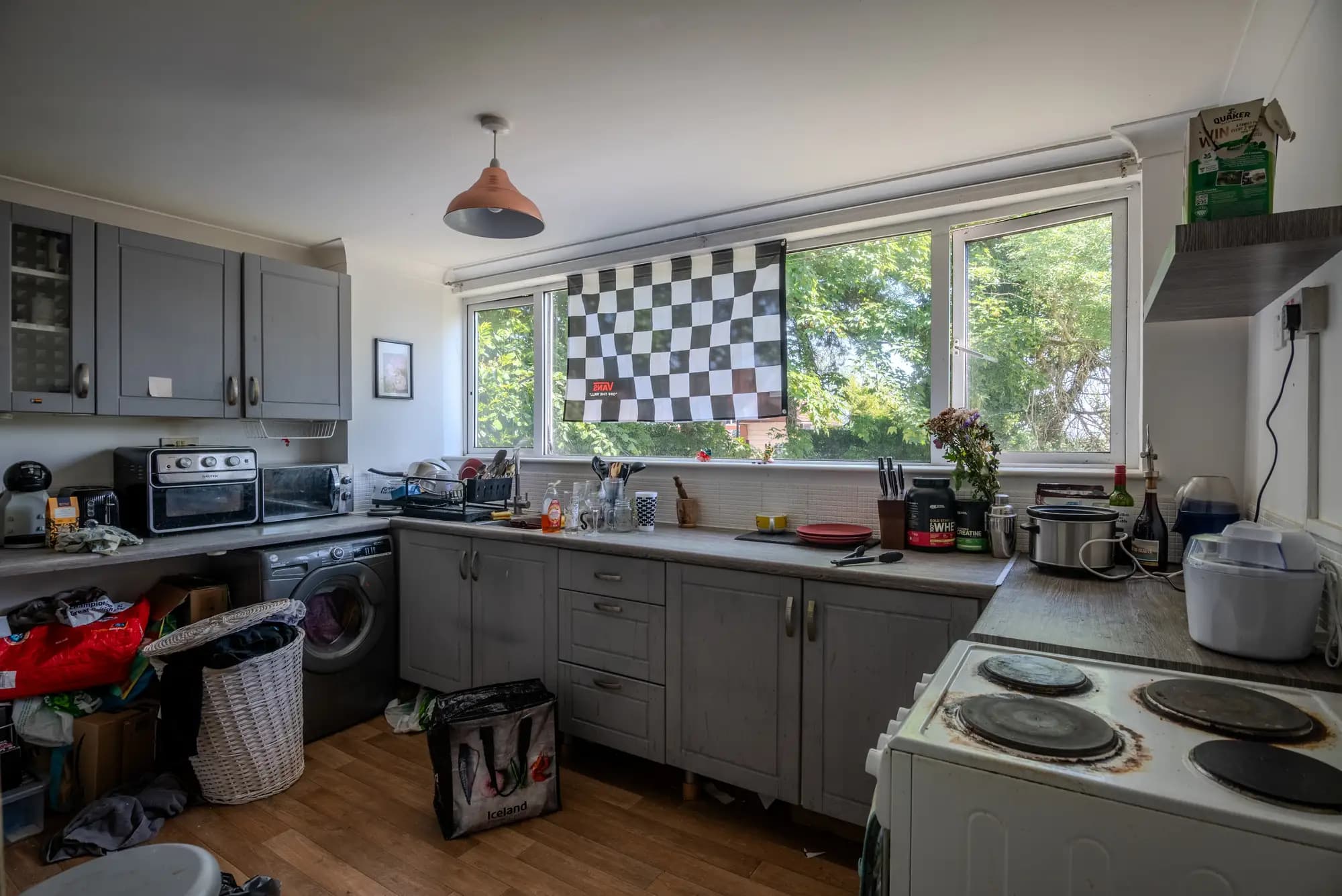 property photo 5 of 16