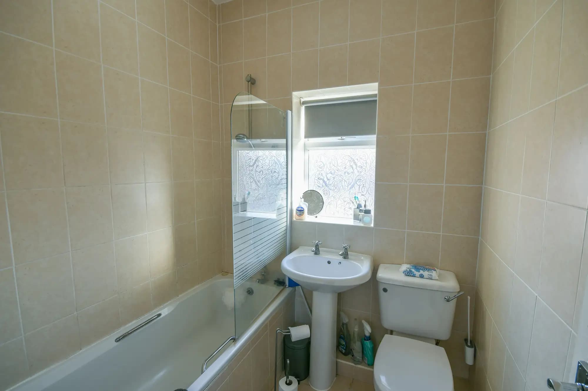 property photo 7 of 17