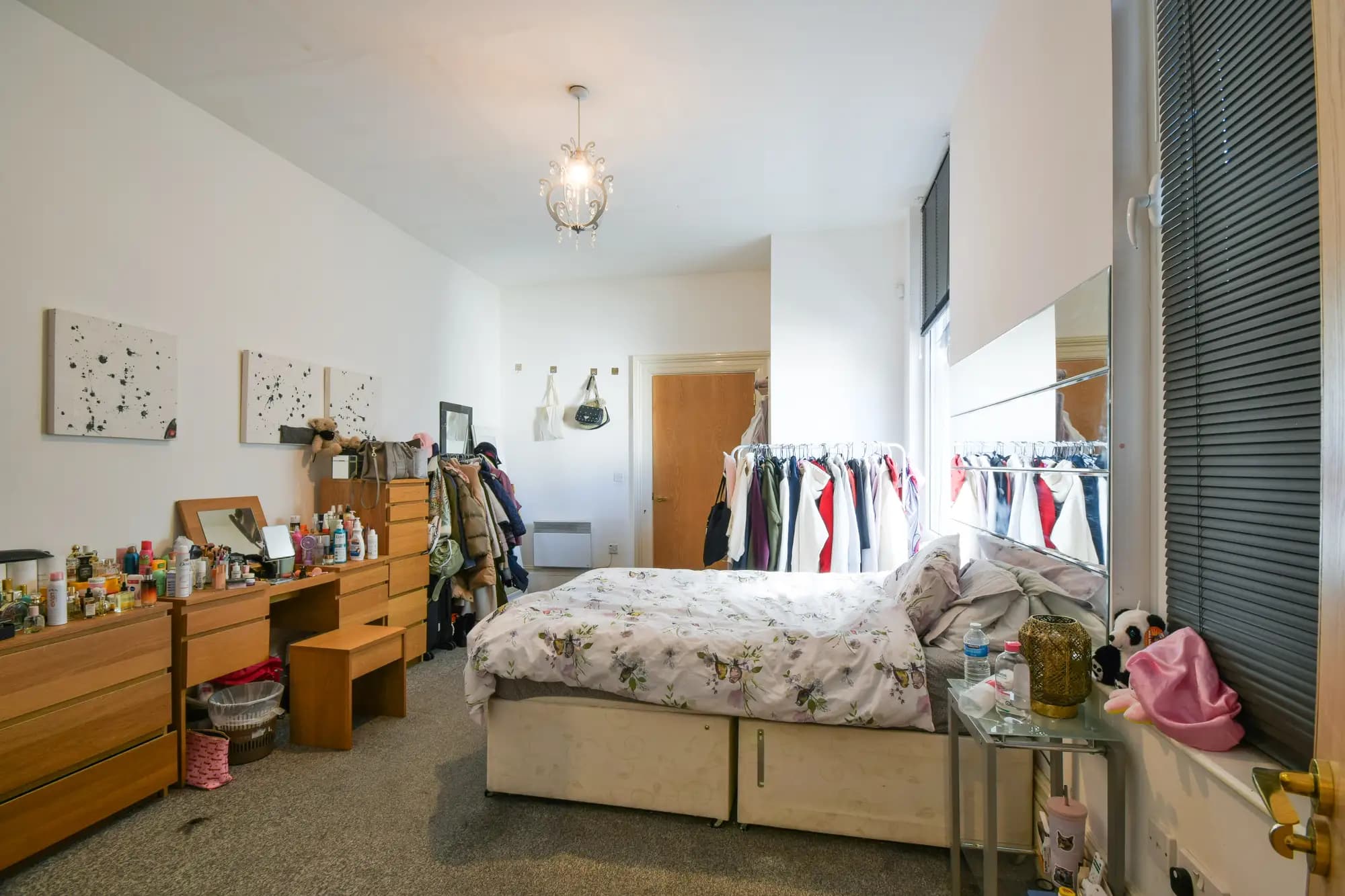 property photo 10 of 19