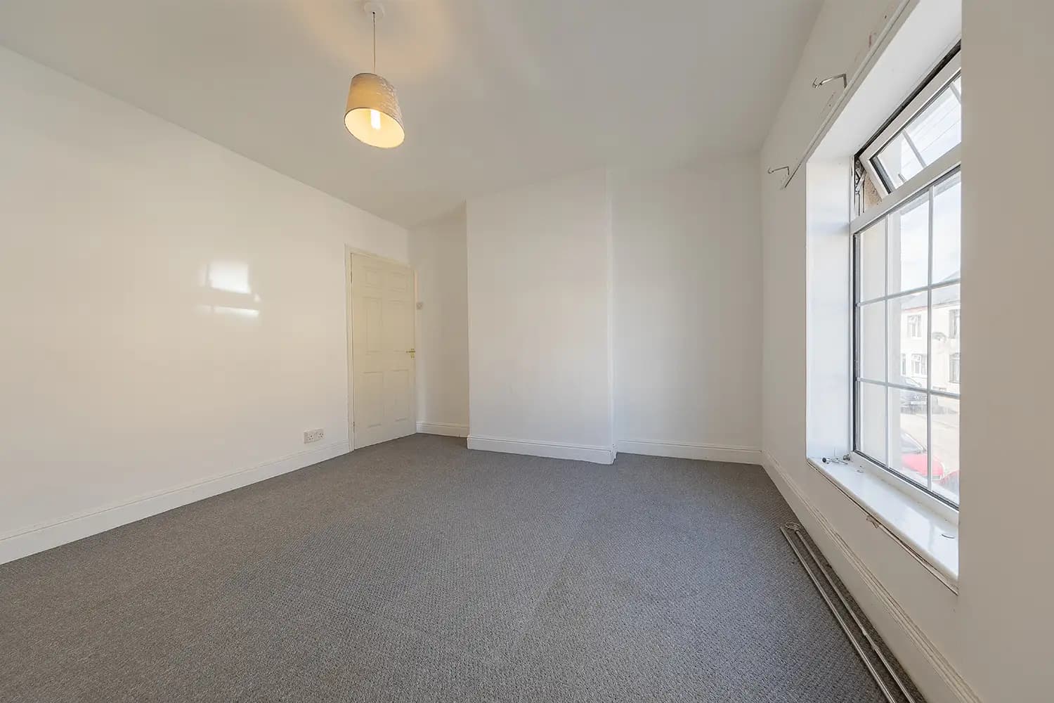 property photo 12 of 26