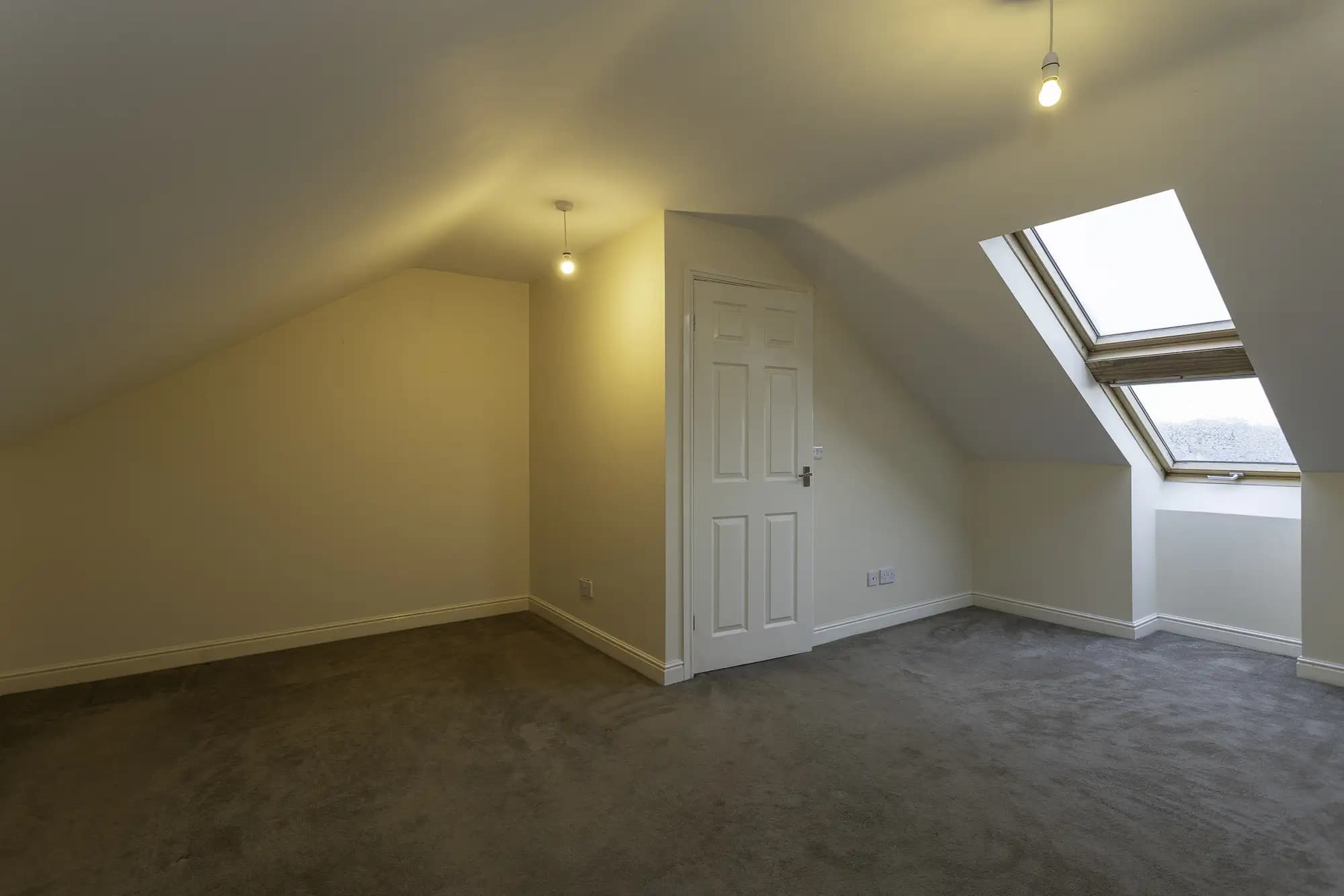 property photo 25 of 30