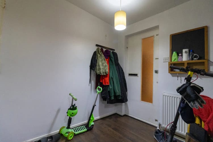 property photo 23 of 35
