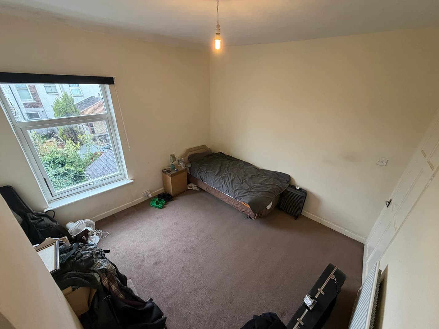 property photo 11 of 17