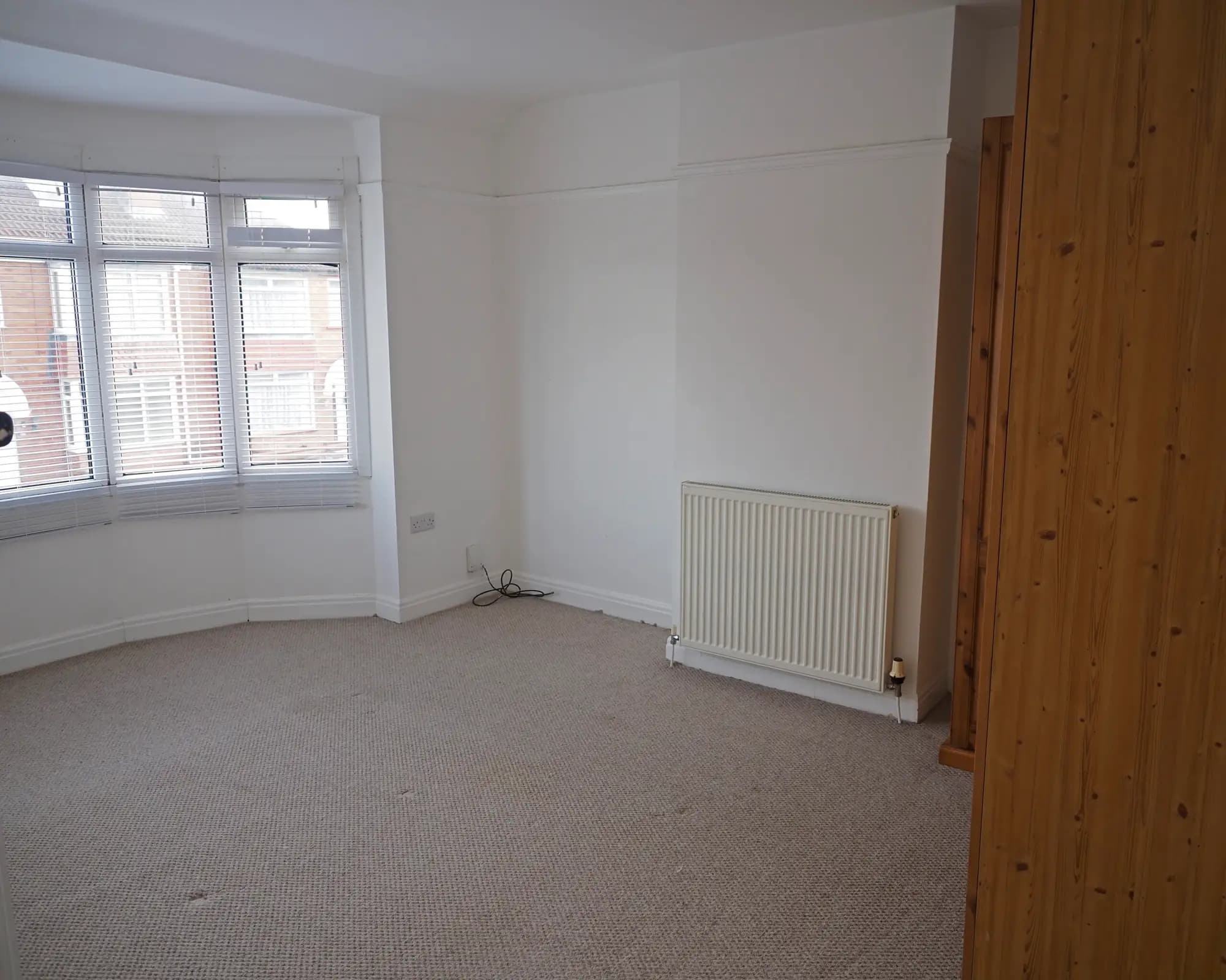 property photo 11 of 22