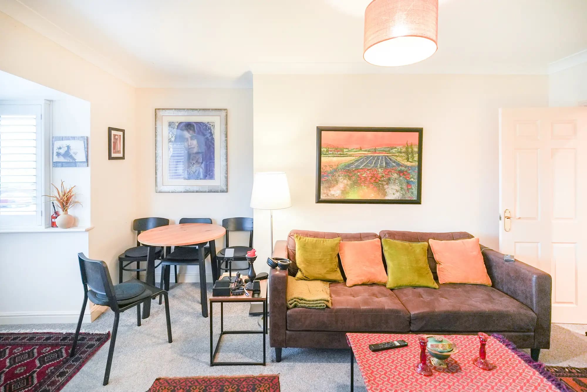 property photo 4 of 17