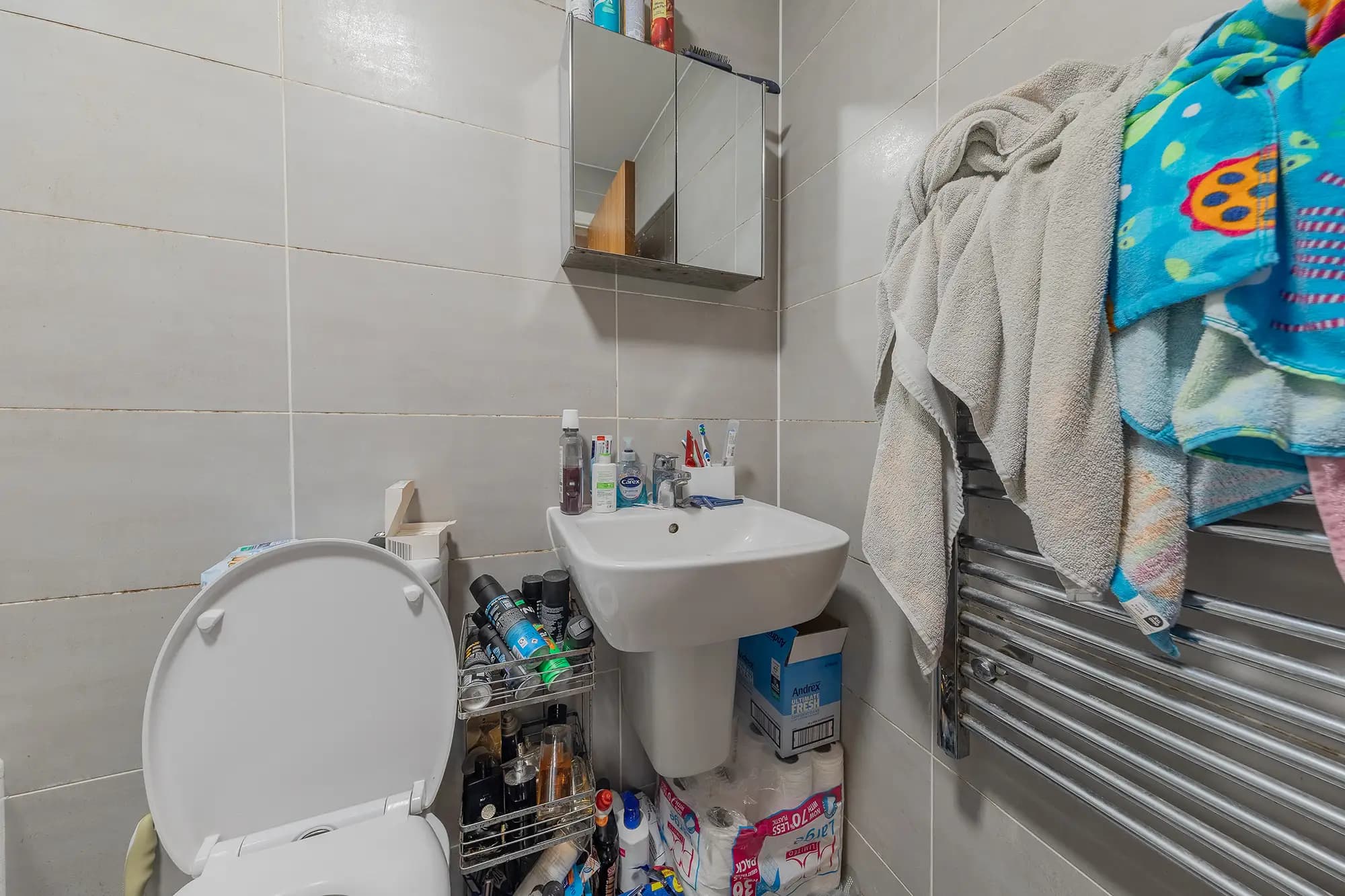 property photo 8 of 19