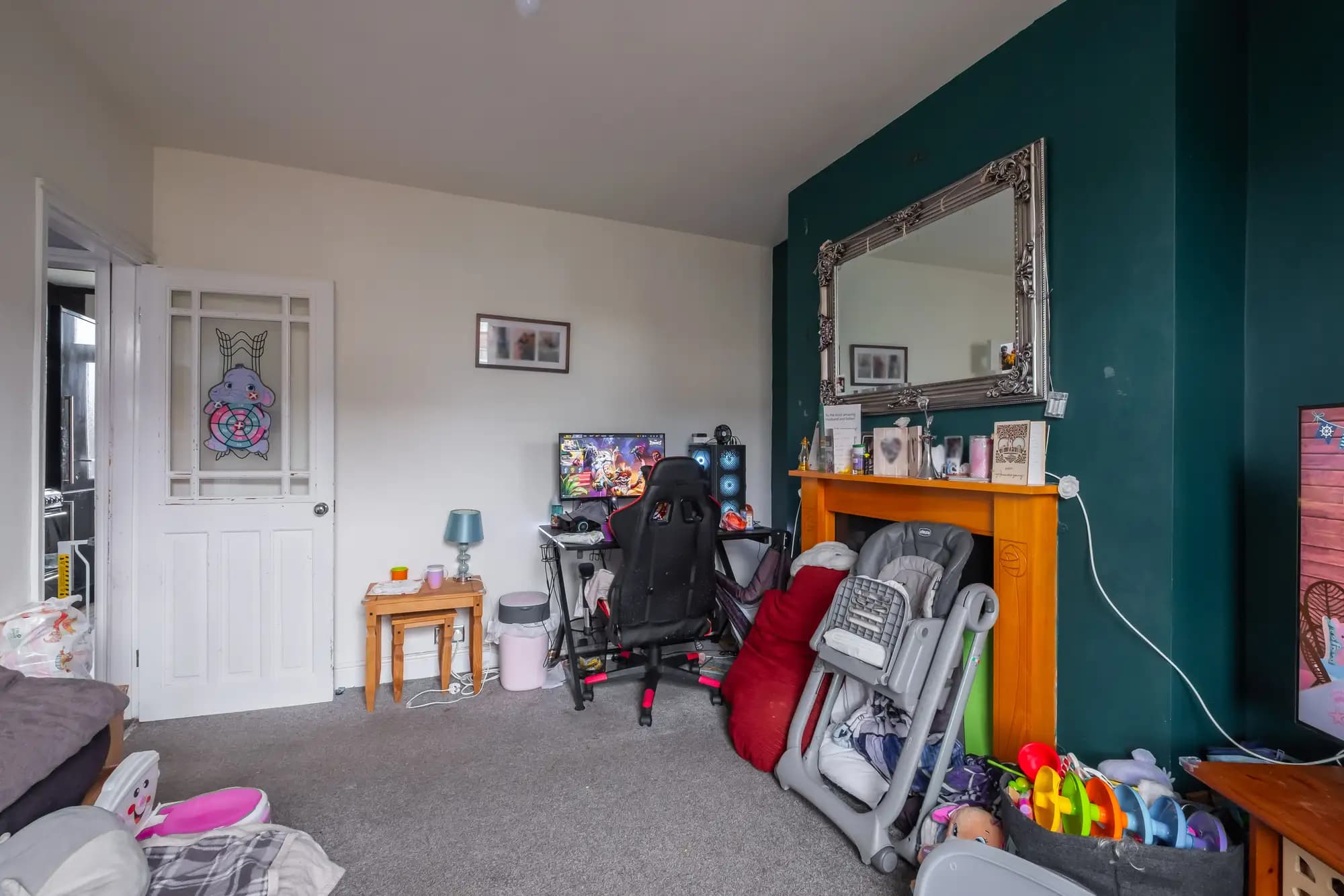 property photo 3 of 18