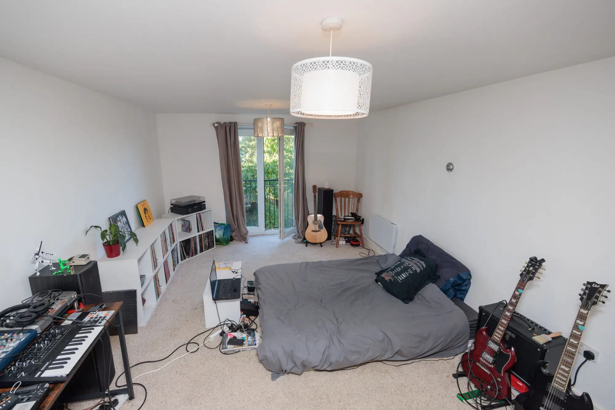 property photo 13 of 26